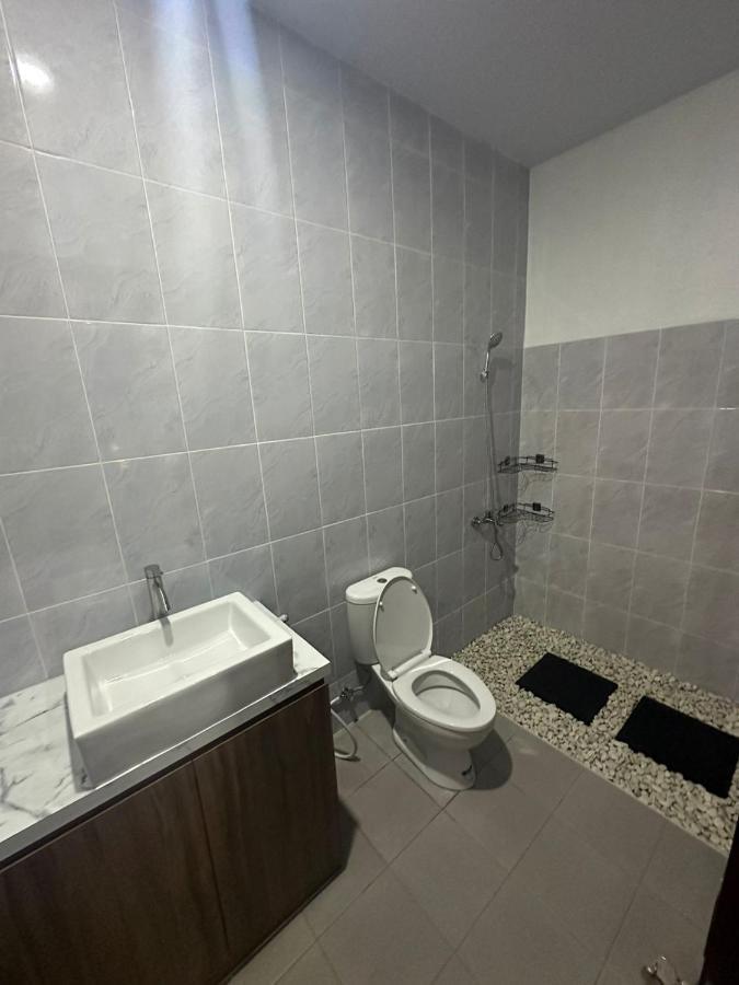 Wisma tamu Puspa Sumekar *